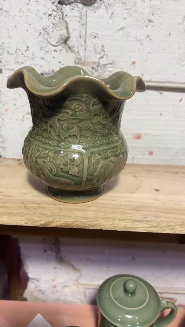 耀州窑花口股腹尊