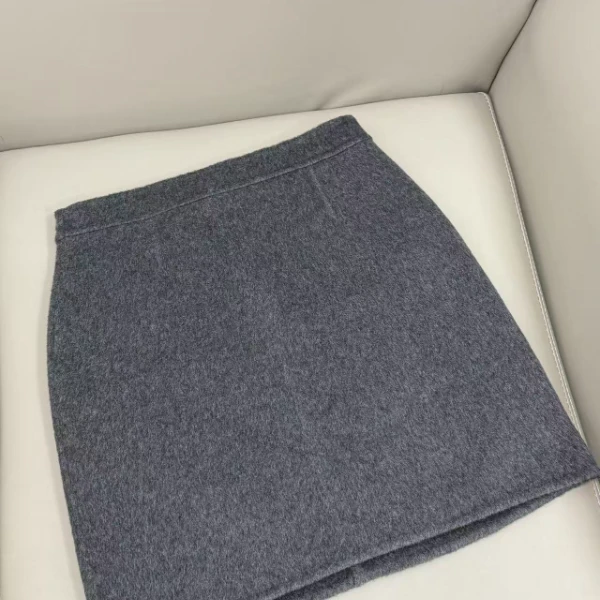 山羊绒 羊毛小短裙秋冬加厚
