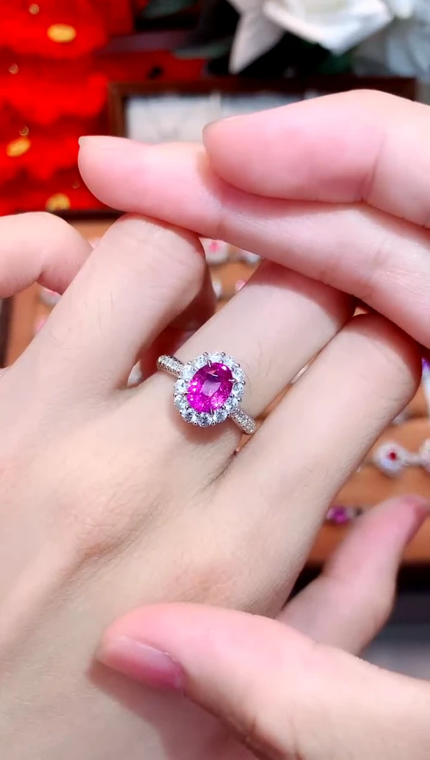 彩色蓝宝石戒指18K金镶嵌2.04ct/天然宝石/七天无理由