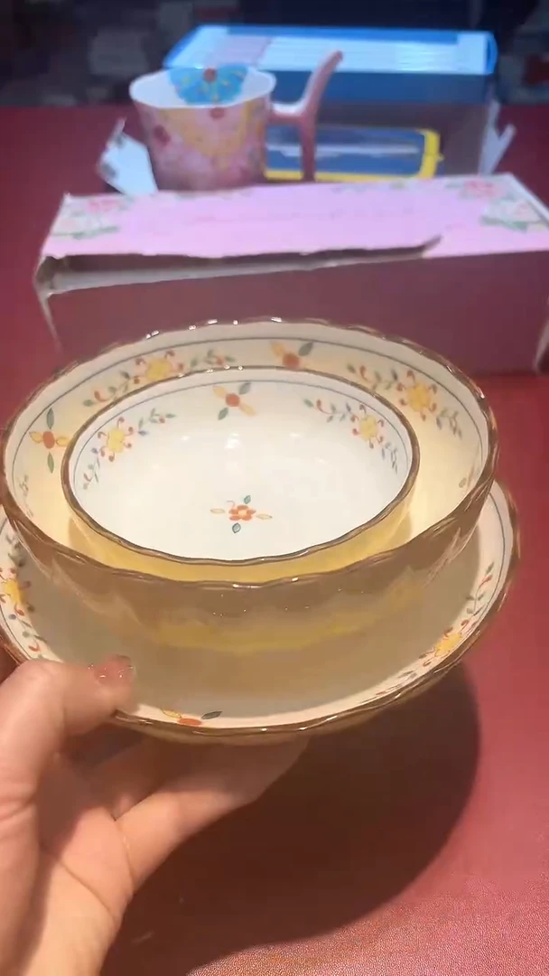 【闪购商品】瓷片锅碗瓢盆一件不剩