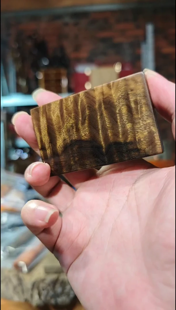 金丝楠无事牌手把件