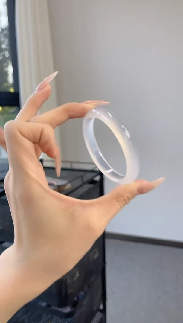 【闪购商品】玛瑙/玉髓手镯未镶嵌53-54圈