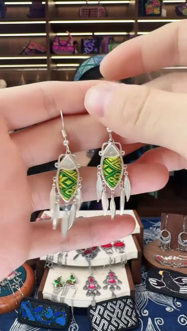 织绣500黔东南苗族刺绣