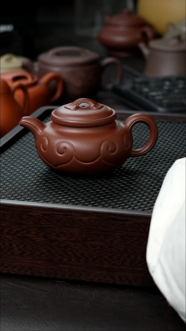 茶壶紫砂紫泥仿古如意半手微瑕150
