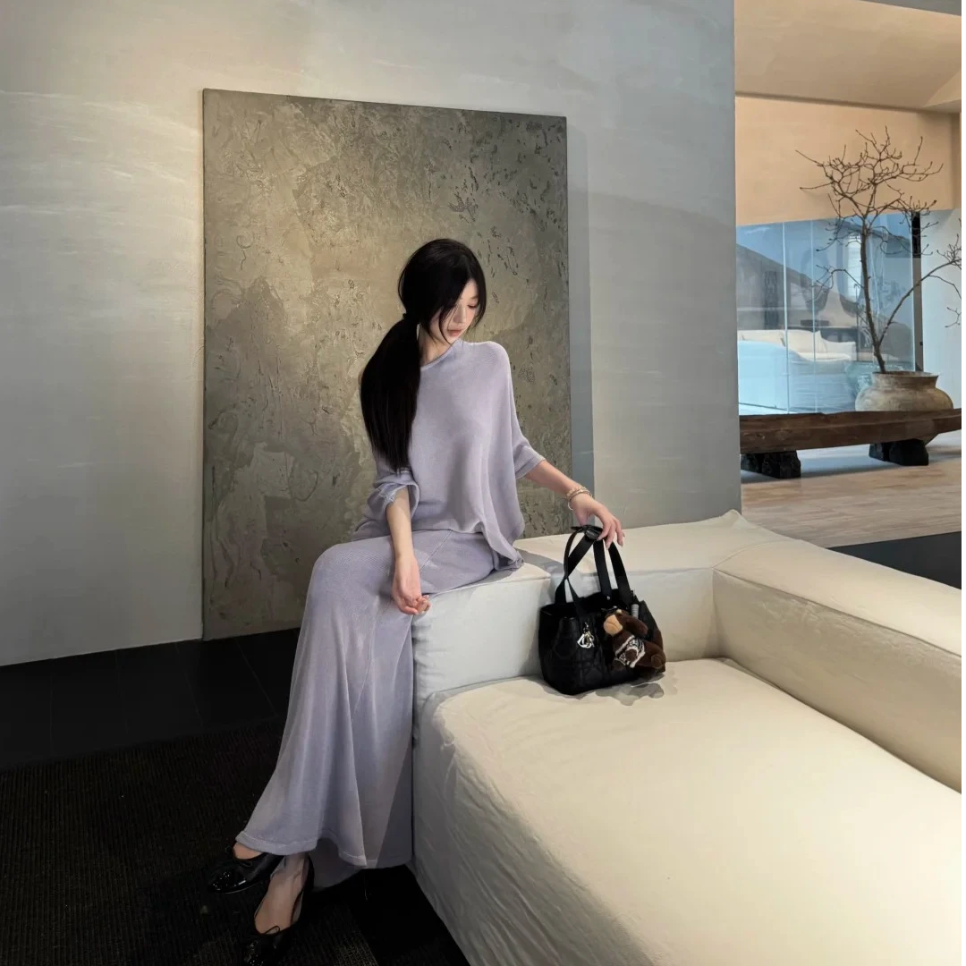 2025新款秋季新款法式气质高级感穿搭露肩上衣女配高腰显瘦半身裙