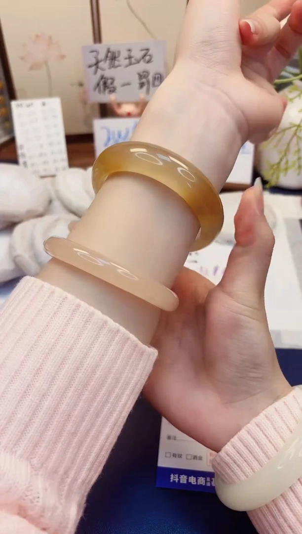 【闪购商品】石英质玉手镯未镶嵌264-财气镯-圈口57