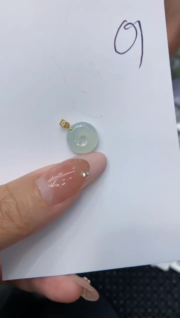 【闪购商品】翡翠颈饰18K金镶嵌111111111