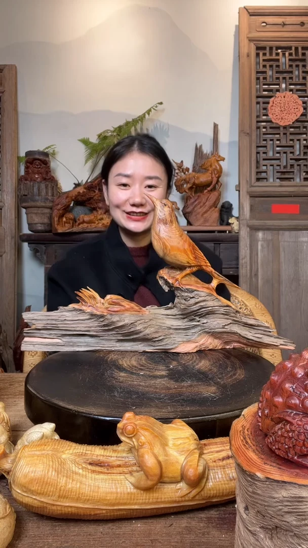 摆件辉**哥978987987