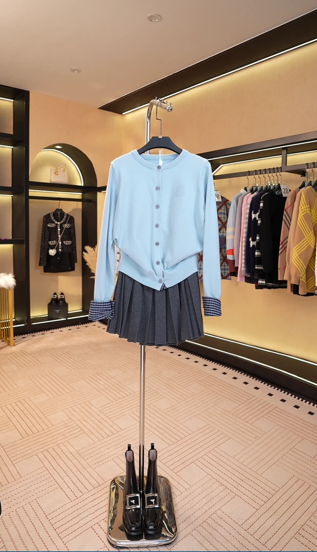 【关关】秋冬百搭套装针织设计师款高定女装时尚 A150