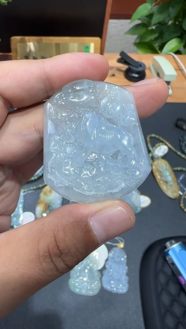 未镶嵌挂件翡翠i***iA货翡翠多样性孤品