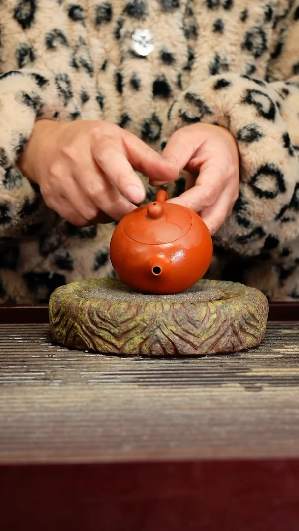 宜兴原矿紫砂壶茶壶宜兴原矿紫砂壶茶壶100C