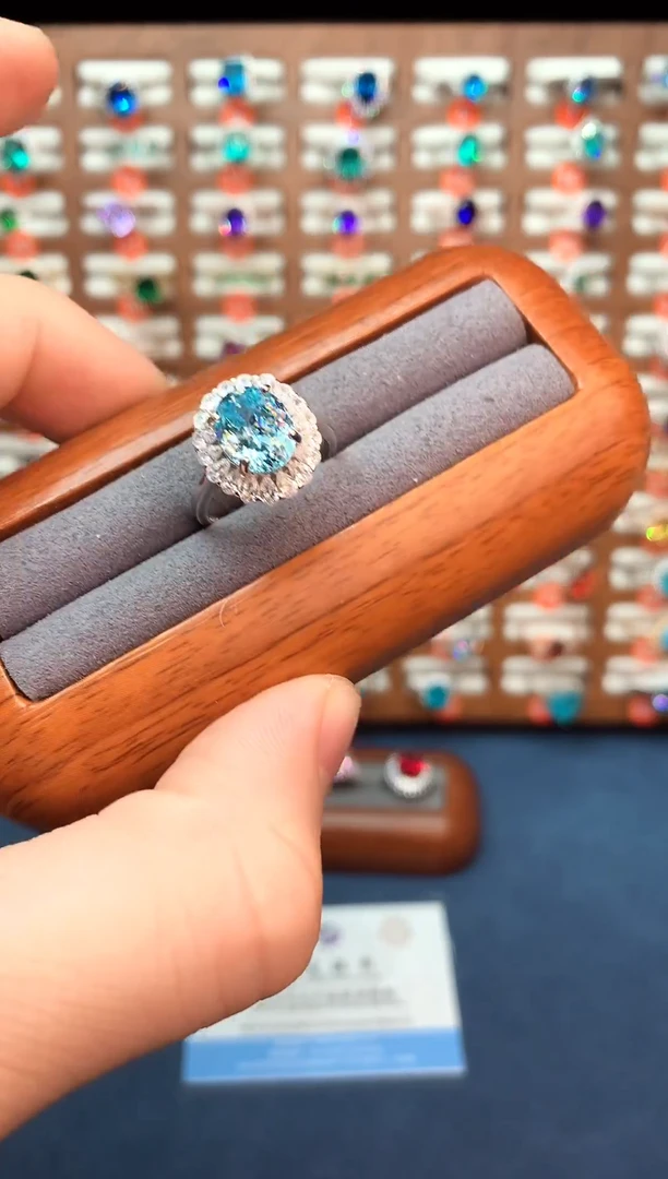 银S925镶嵌戒指海蓝宝石......