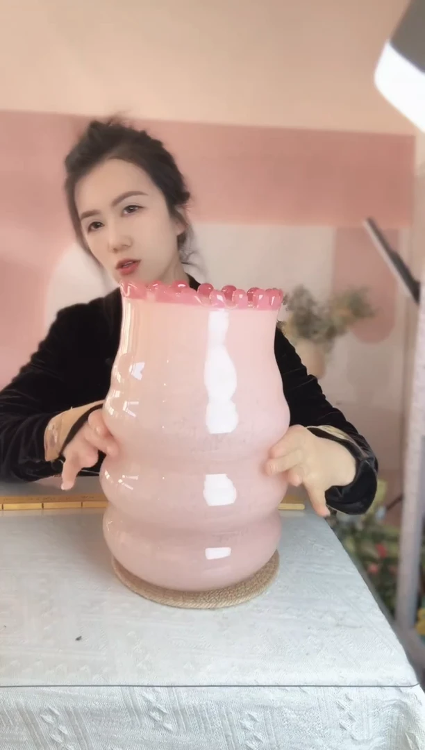 107直播玻璃花瓶