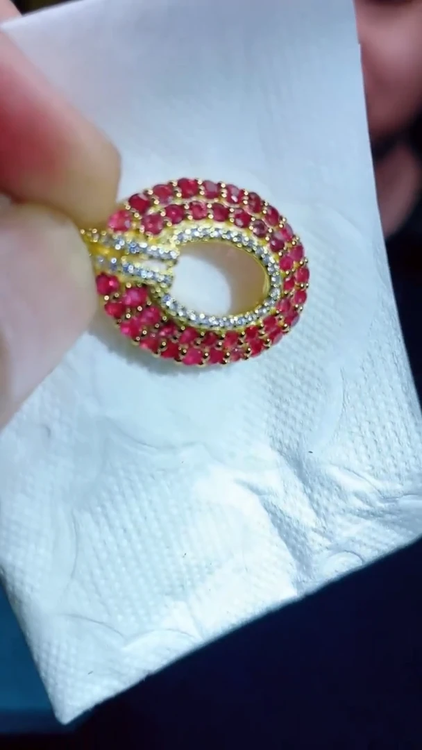 银S925镶嵌颈饰红宝石165075T08-3A76-红宝石吊坠-多样性发其一