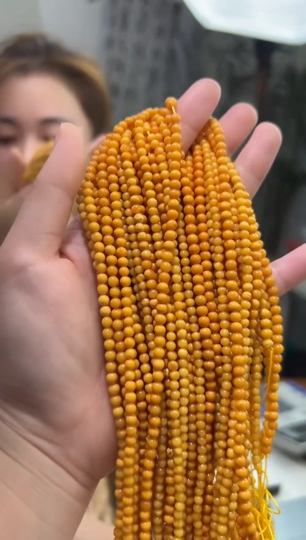 裸石琥珀未镶嵌琥珀蜜蜡吊坠多样性发一条