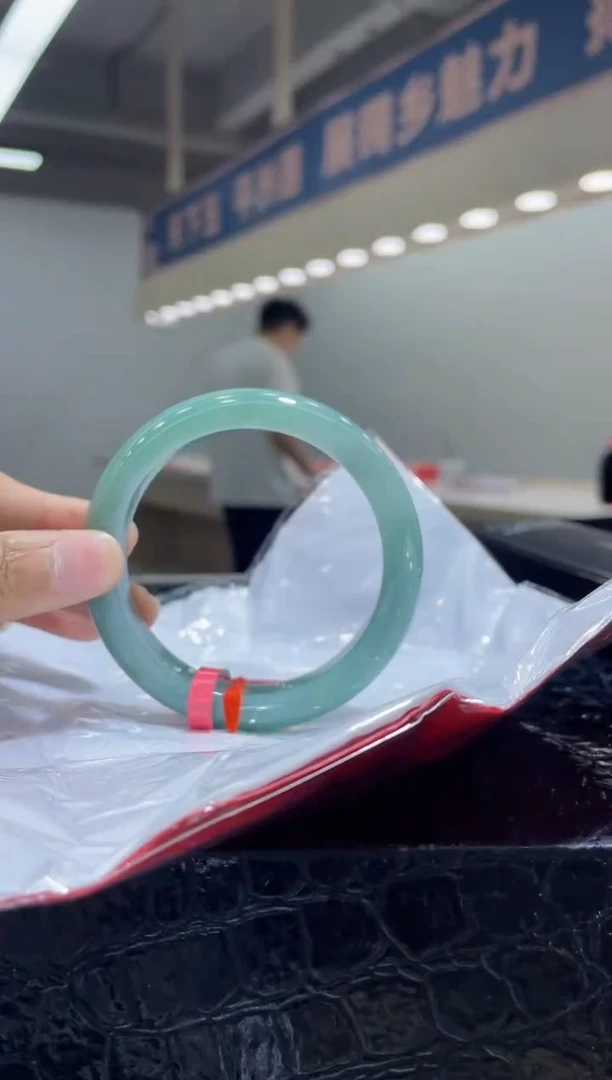 未镶嵌手镯翡翠手镯13