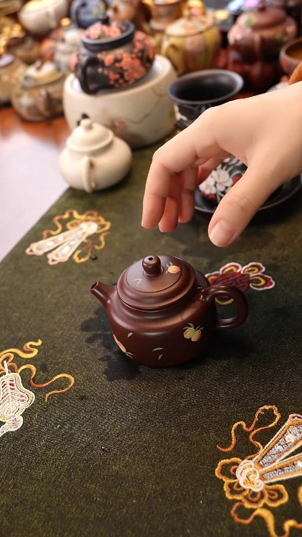 茶壶紫砂紫朱泥寿桃德钟壶