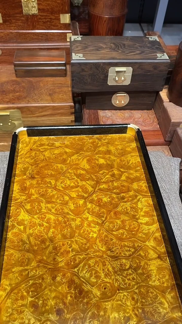 【闪购商品】香樟木木艺茶盘一个