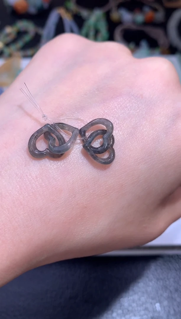 定制翡翠未镶嵌爱心环环