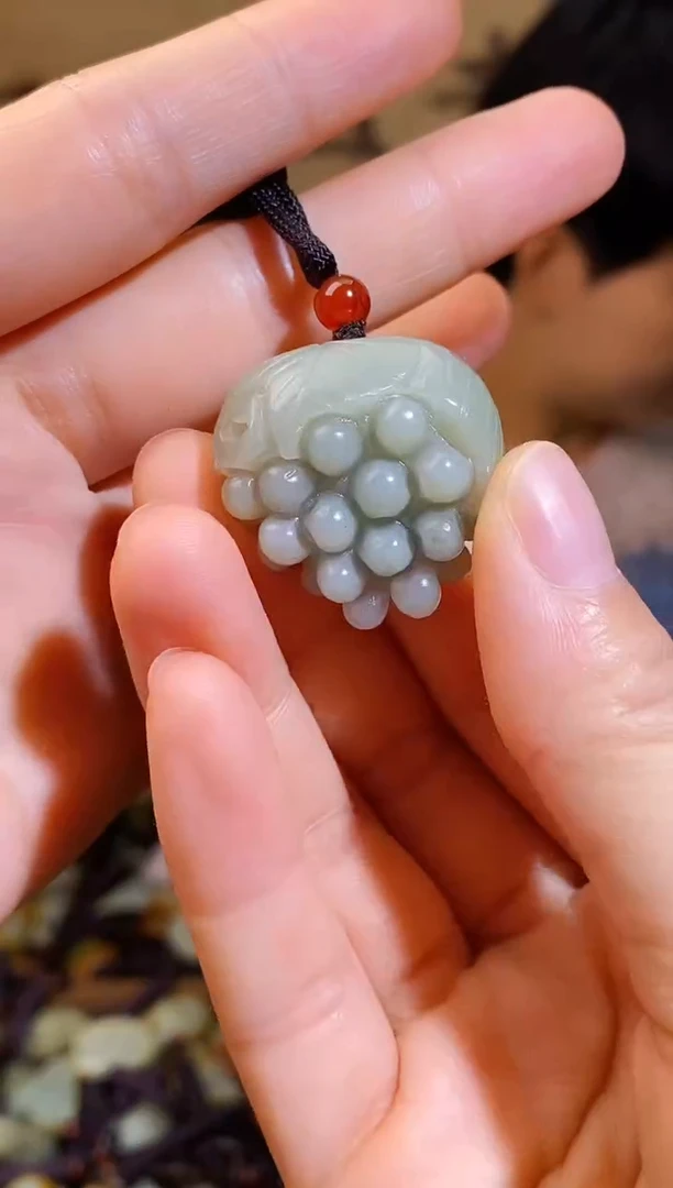 和田玉未镶嵌颈饰1