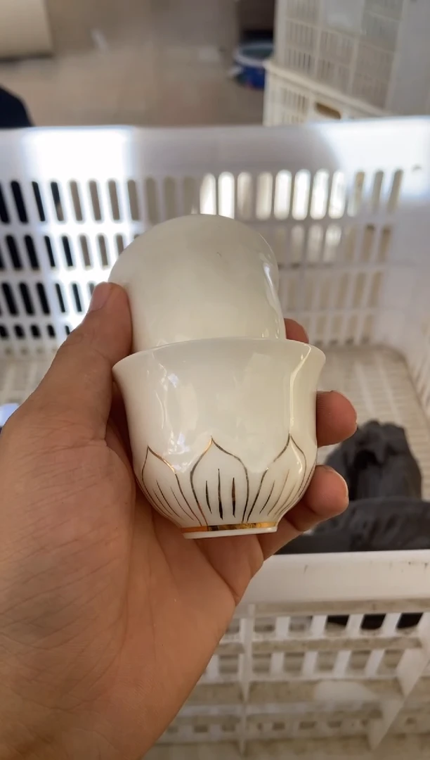 杯无运费险有瑕疵的摄影的产品有使用过的痕迹有点脏介意勿拍