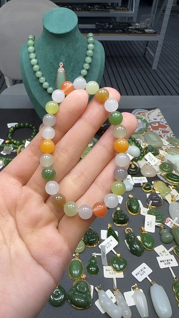 未镶嵌手串和田玉1