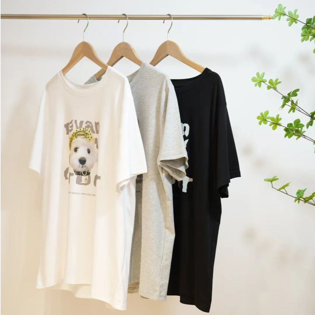 2-495-一款三色可爱小狗印花字母短袖