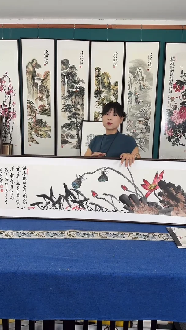 国画荷花实木装裱48*163
