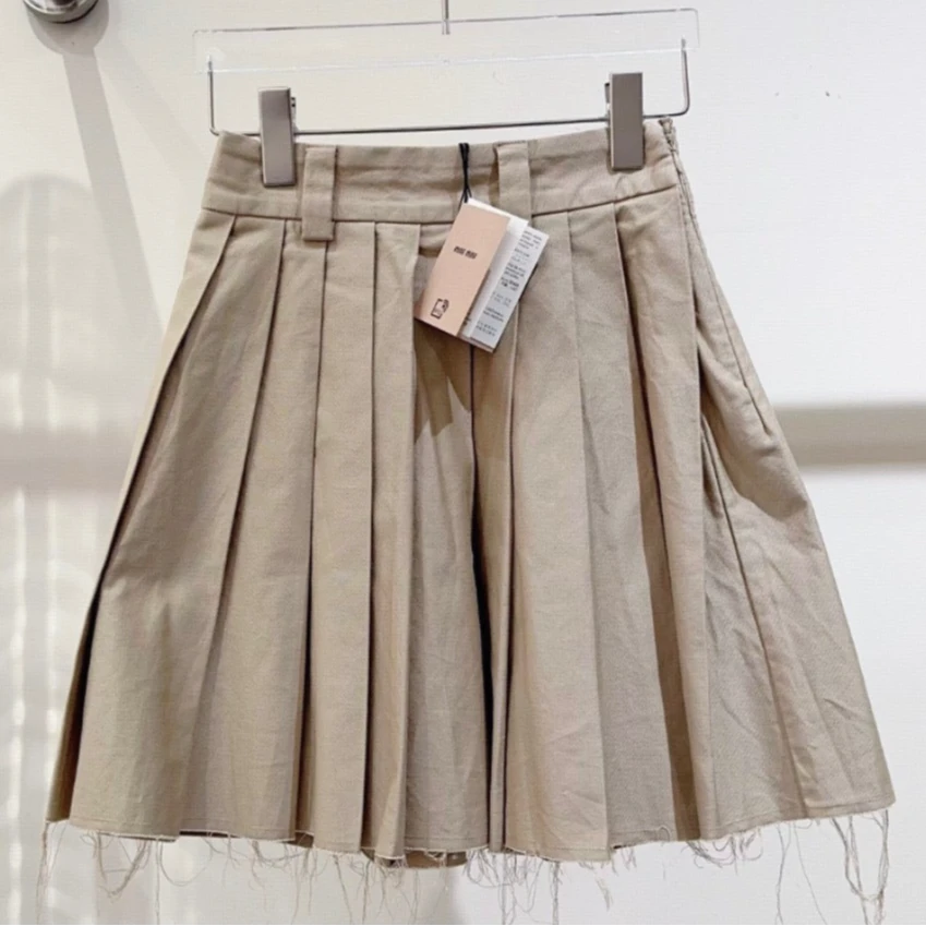 未使用 MIU MIU/缪缪 23春夏卡其色百褶裙 卡其色/36
