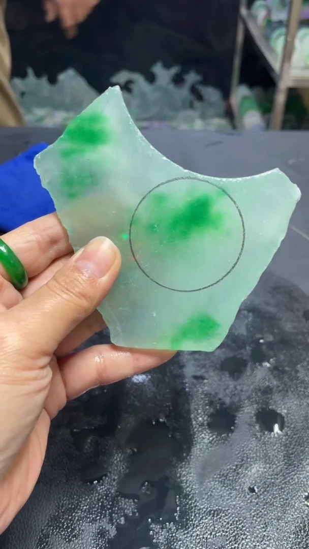 玉冰飘花边角毛坯