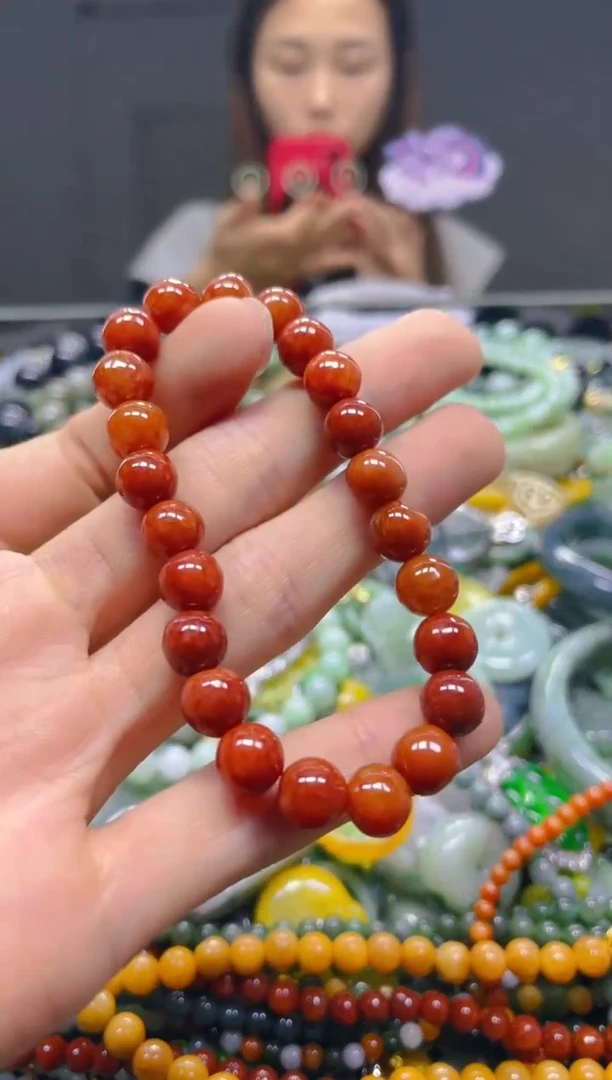 颈饰未镶嵌翡翠7MM/E/翡翠A货，一件也是批发价