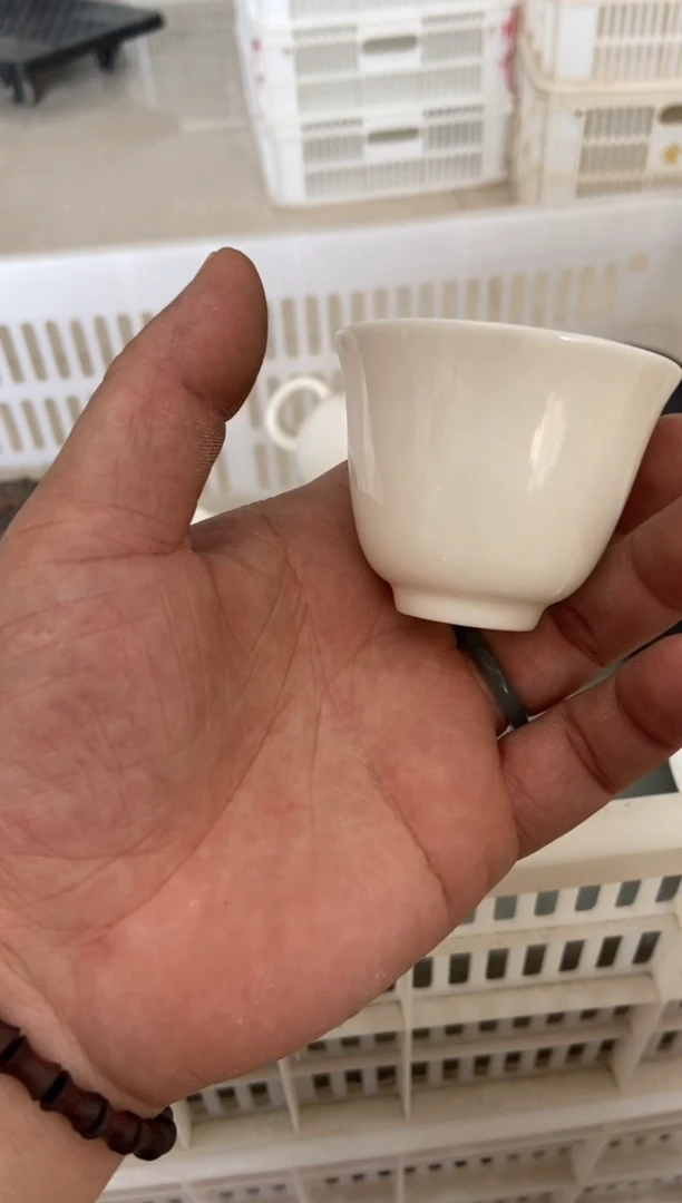 杯无运费险有瑕疵的有点脏介意勿拍