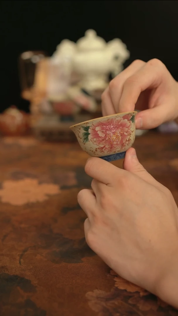 摩吉陶陶闪拍链接 焦糖牡丹杯