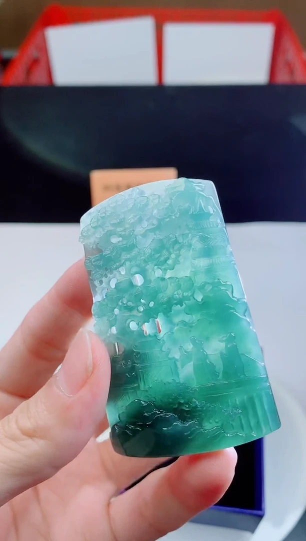 颈饰未镶嵌翡翠1
