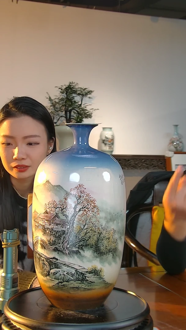 【闪购商品】瓶G24【人间瓷画】《陈小勇》