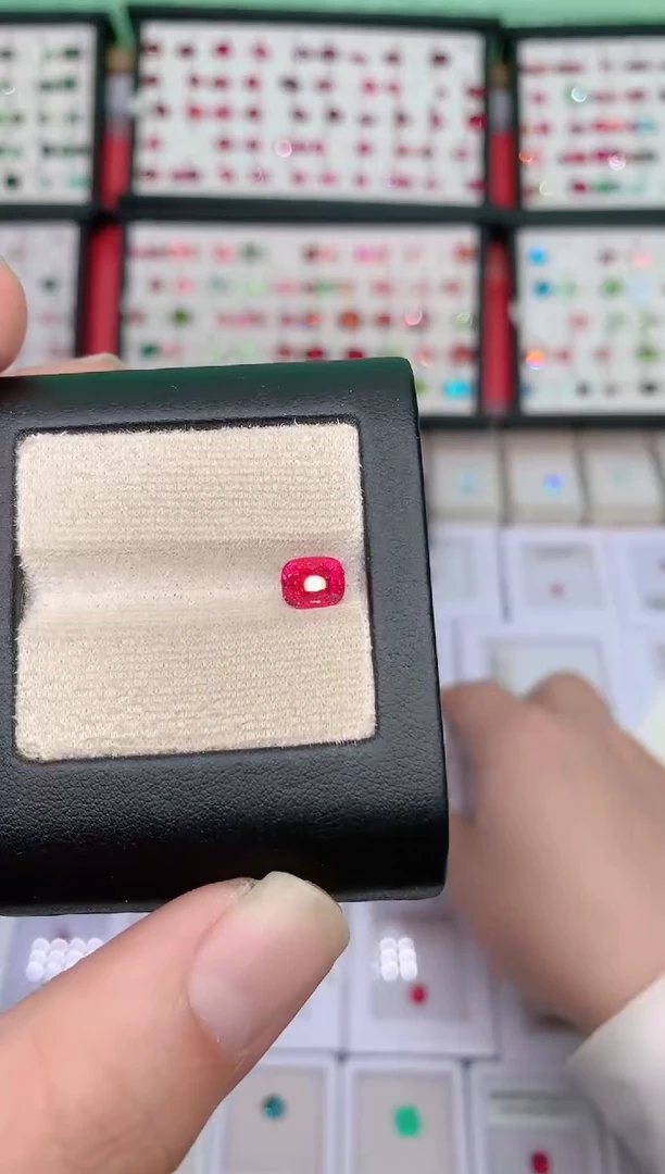 裸石尖晶石1.61ct超级绝地