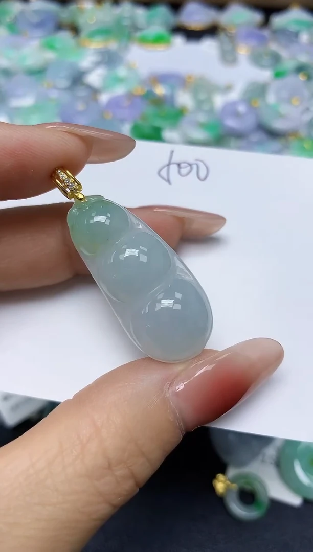 翡翠未镶嵌颈饰 天然缅甸翡翠A货