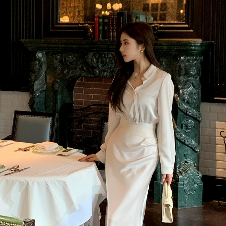 佐佐家小个子 气质高级感收腰衬衫女冬季缎面鱼尾半身裙两件套