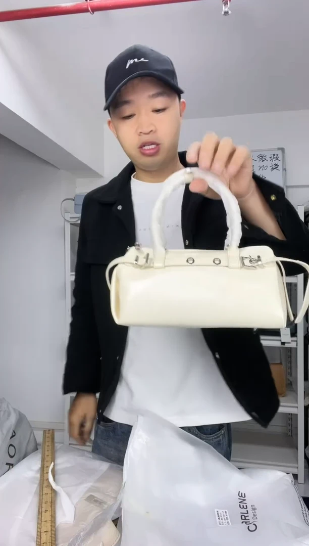 牛皮【尤尤轻奢女包】时尚百搭轻奢款式女包705