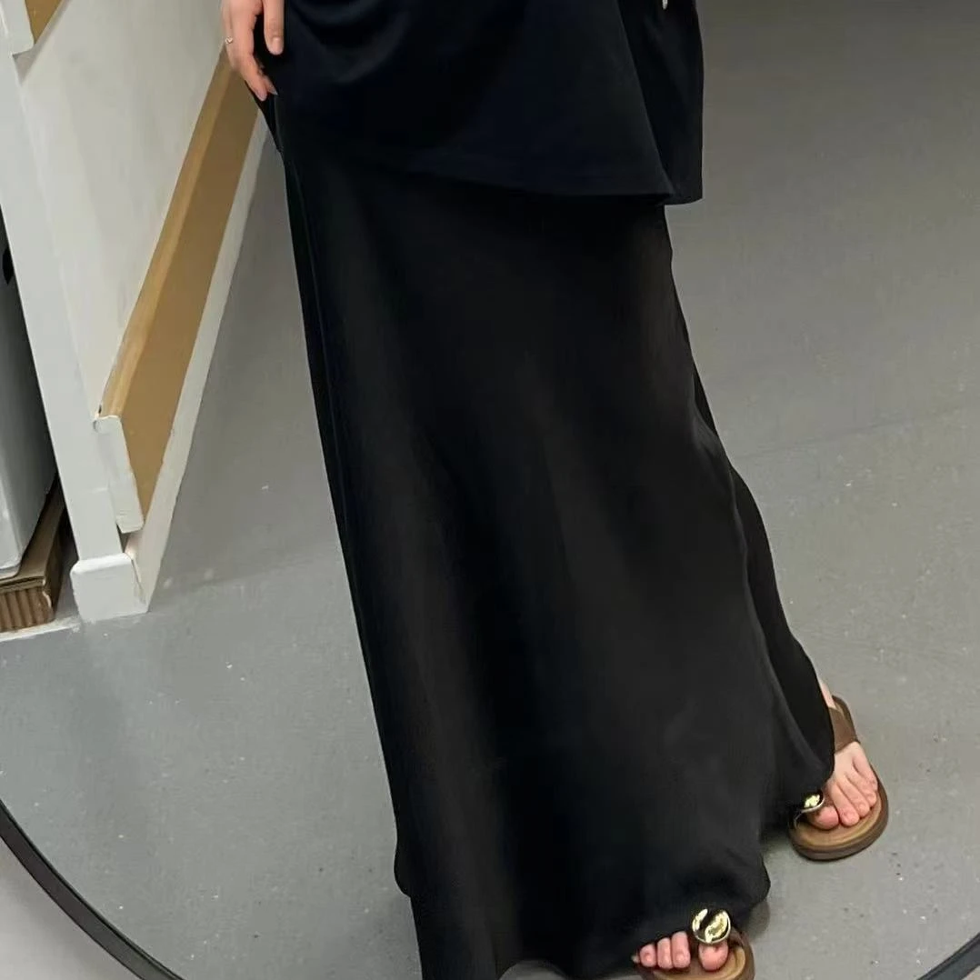 君君推荐 2025夏季新款缎面高级感中高腰显瘦垂感气质时尚半身裙