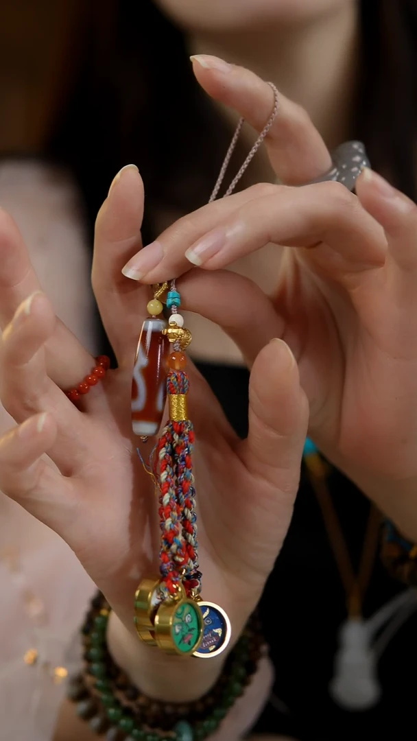 玛瑙/玉髓车挂合金五路挂件