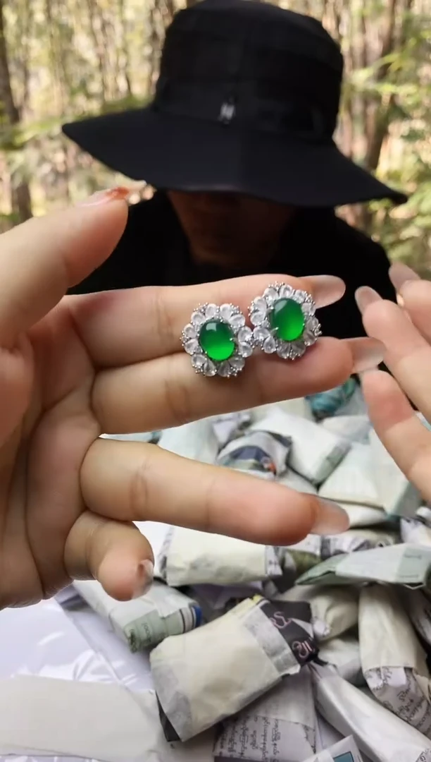 满色吊坠 所见即所得！！！