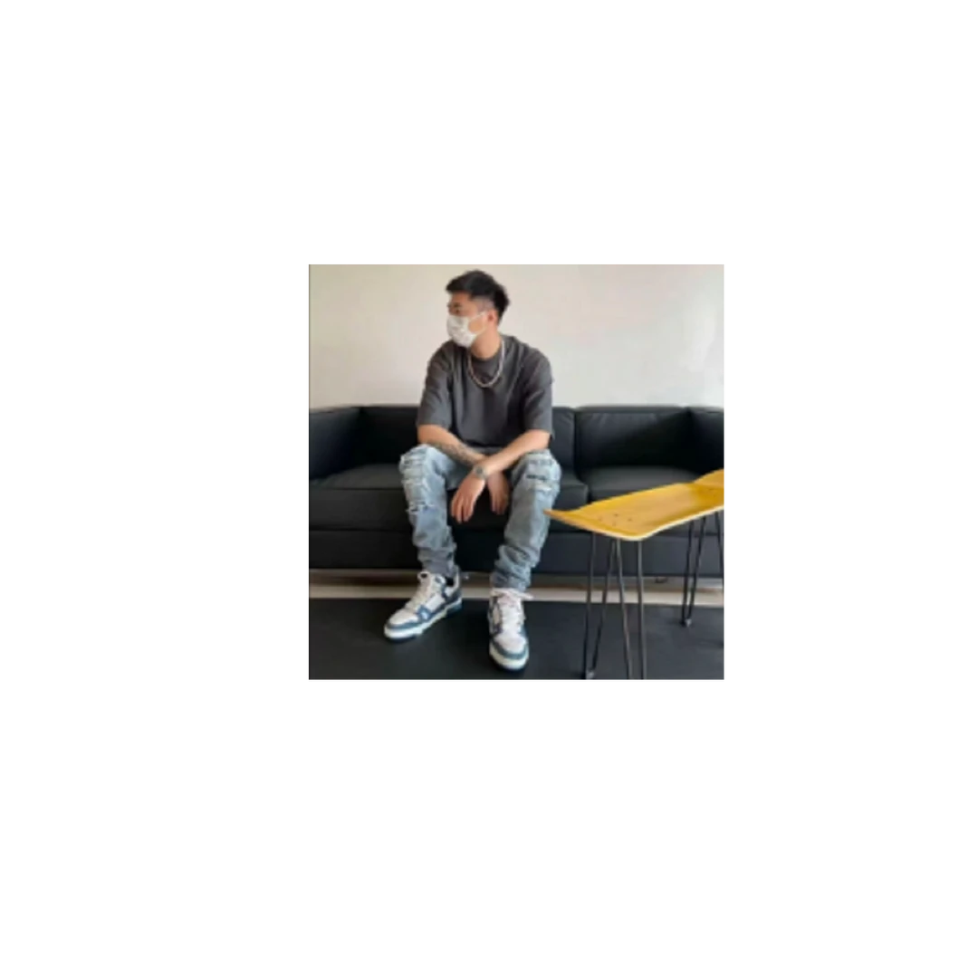 【专柜正品】 L V Trainer+皮面潮流时尚百搭板鞋