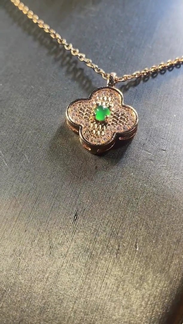 【闪购商品】翡翠颈饰未镶嵌翡翠吊坠