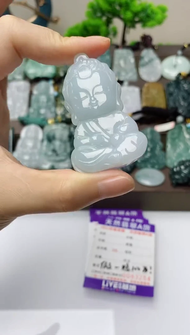 翡翠未镶嵌颈饰