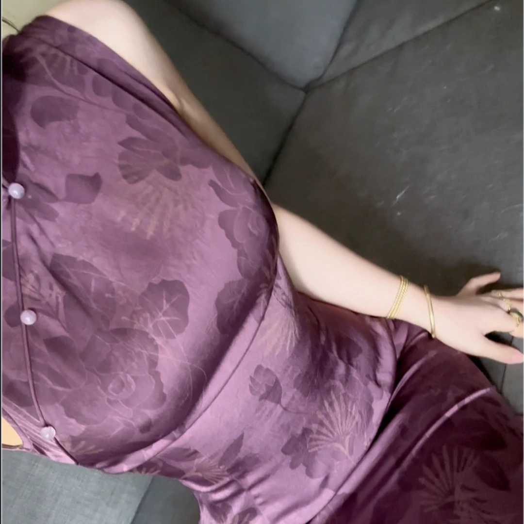 LHMknk1画报夫人原创自制新中式国风缎面旗袍港工连衣裙 迷人紫