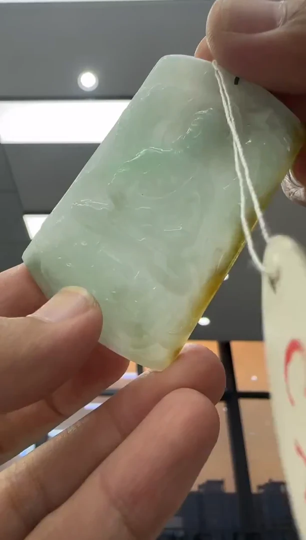颈饰未镶嵌翡翠天然翡翠A货孤品一件