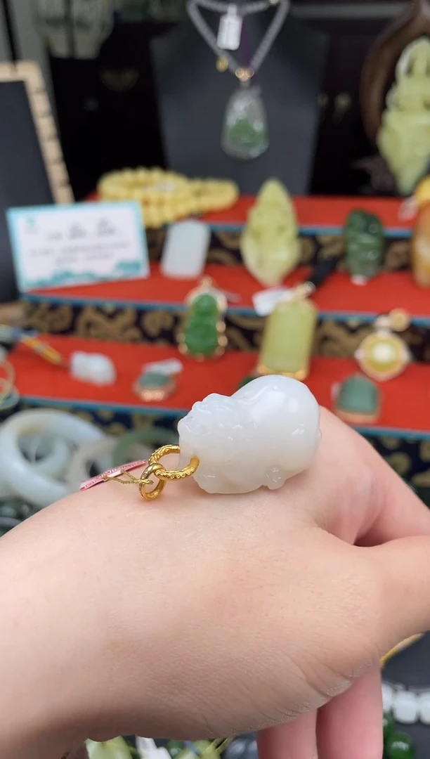 颈饰18K金镶嵌和田玉ge63