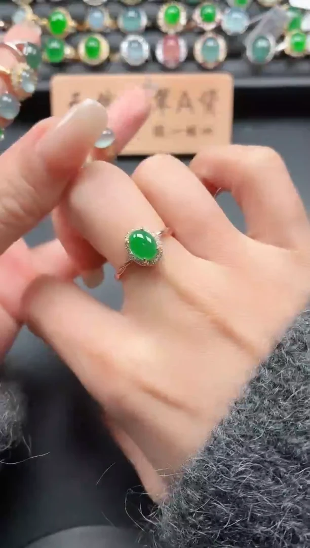 银S925镶嵌戒指翡翠1111