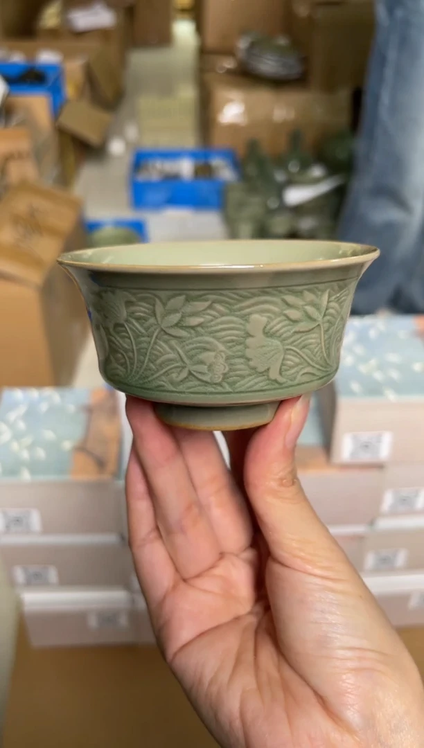 陶瓷秘色满池娇扯足杯